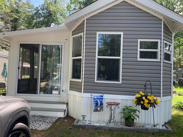 2021 LAKESIDE KROPF WITH DOUBLE LOFT